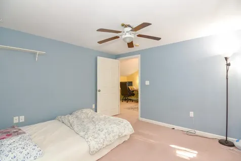 14 Millbrook Drive Nashua NH 03062
