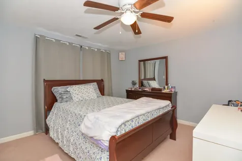 14 Millbrook Drive Nashua NH 03062