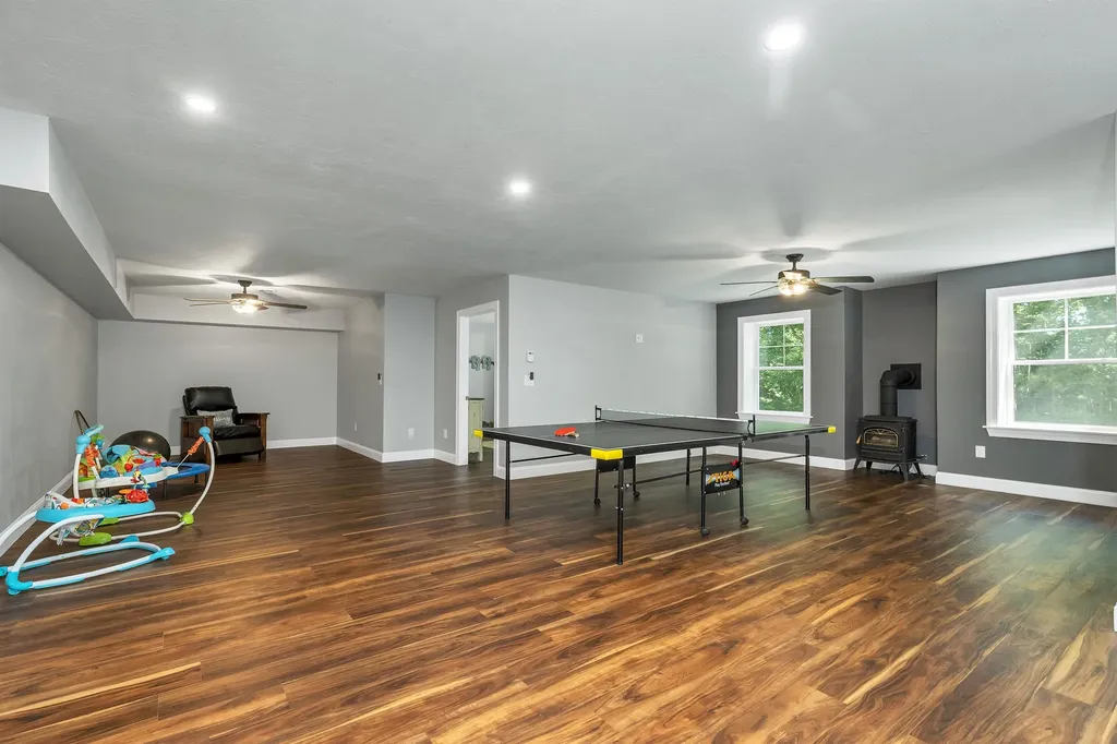 22 Stonehenge Circle Northfield NH 03276