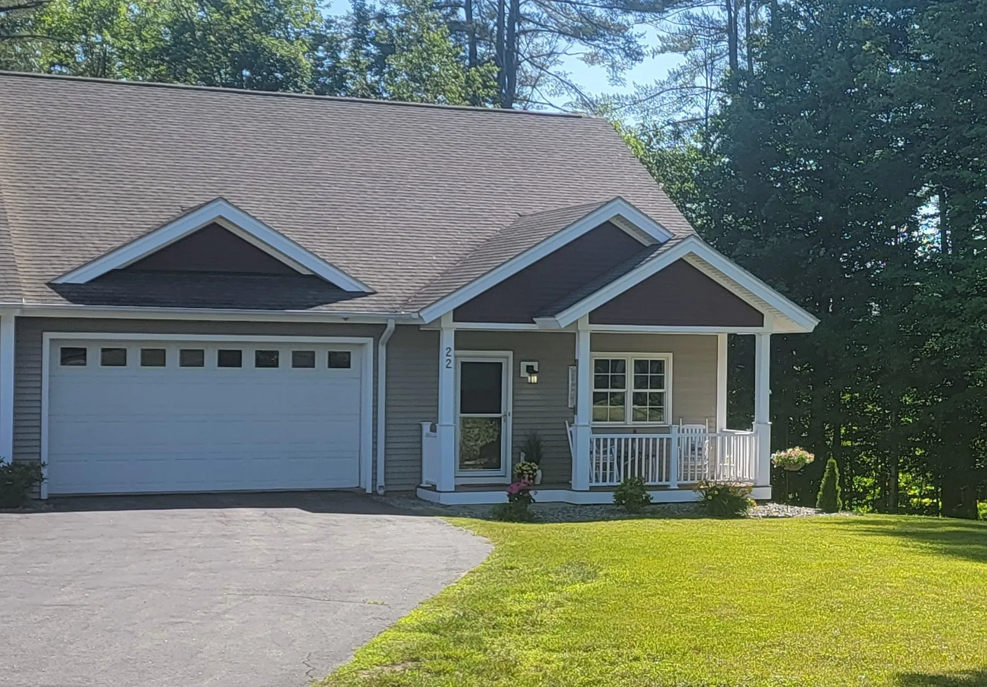 22 Stonehenge Circle Northfield NH 03276
