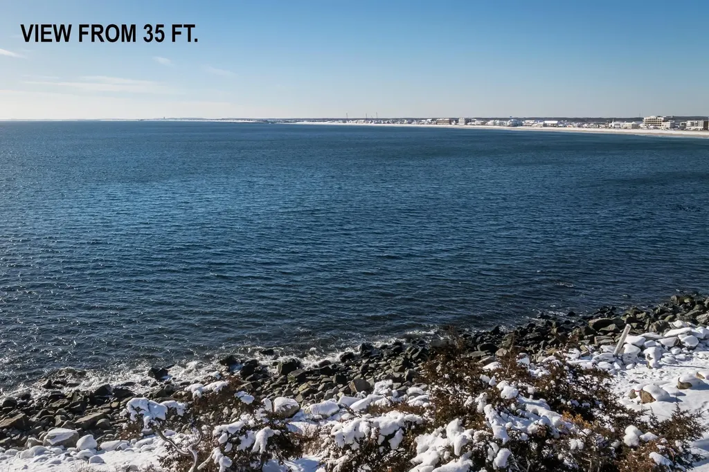 11 Great Boars Head Avenue Hampton NH 03842