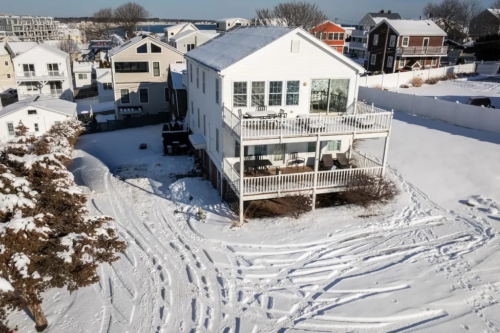 11 Great Boars Head Avenue Hampton NH 03842