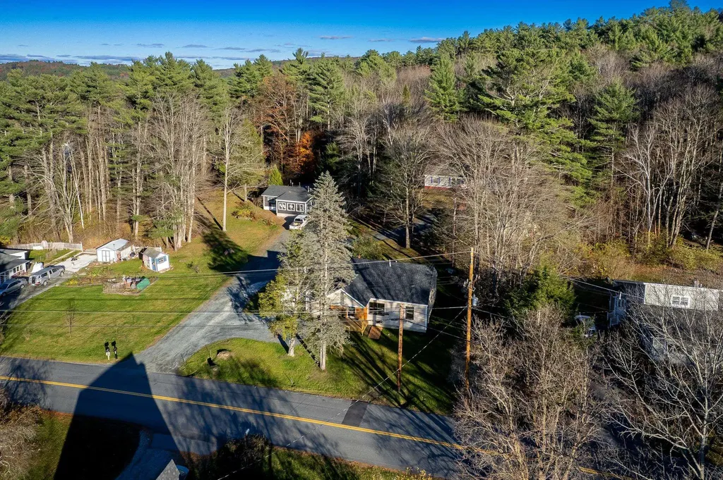 216 Quechee Hartland Road Hartford VT 05059