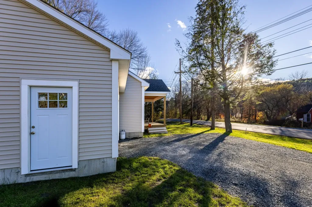 216 Quechee Hartland Road Hartford VT 05059