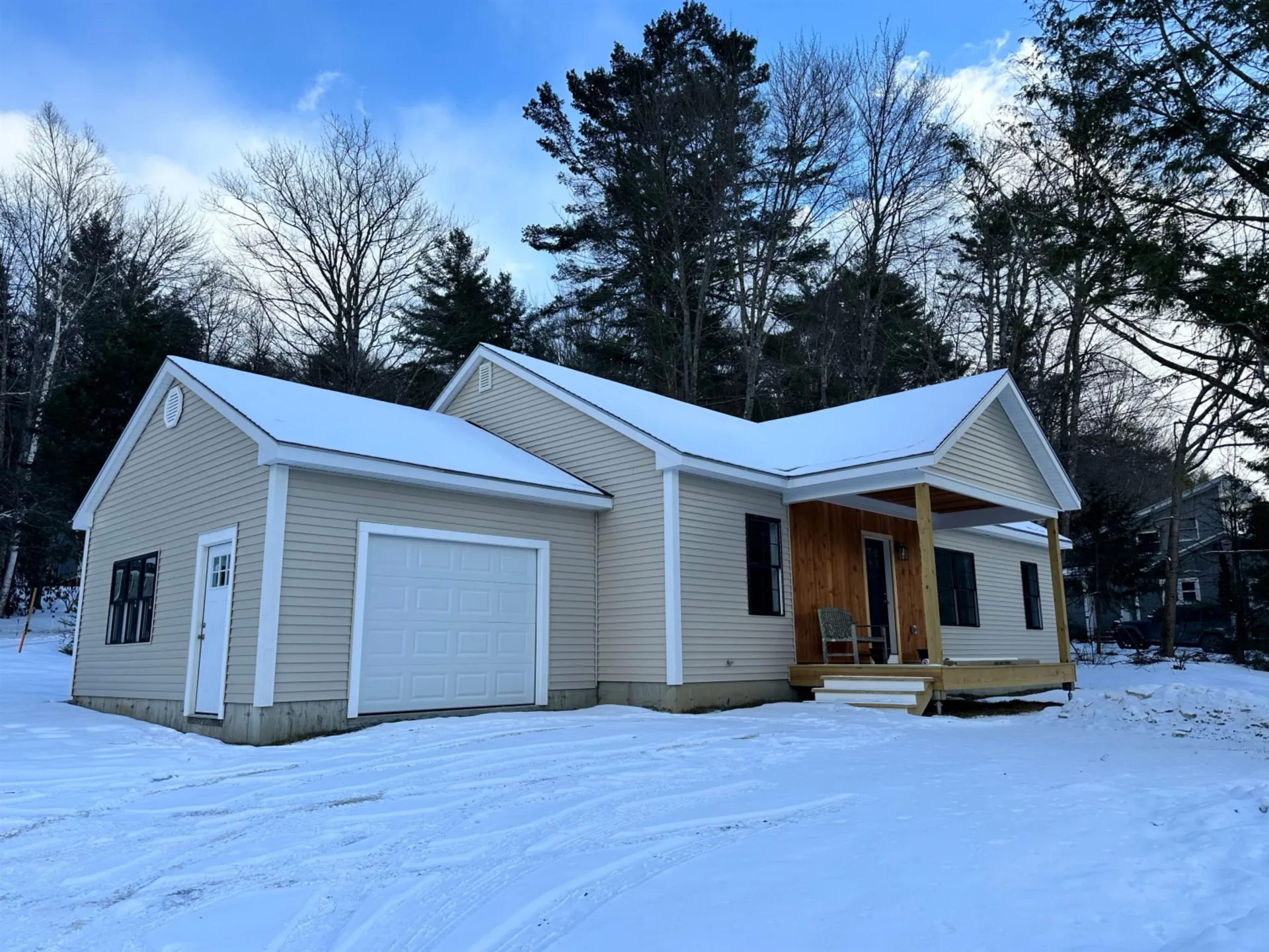 216 Quechee Hartland Road Hartford VT 05059