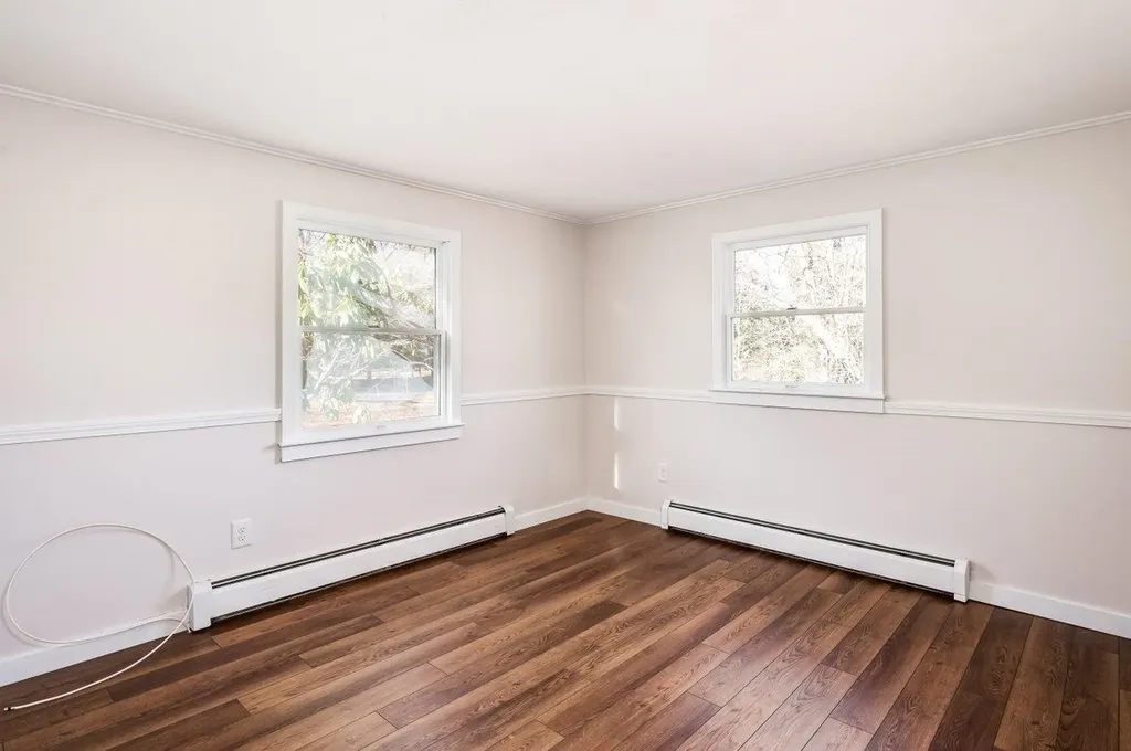 240 Amesbury Road Kensington NH 03833