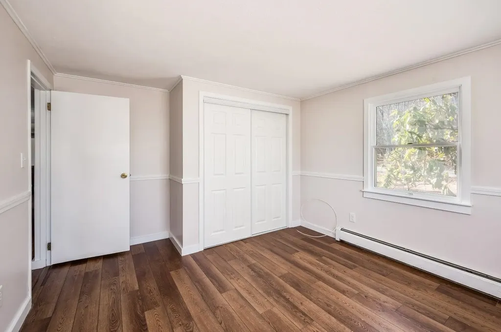 240 Amesbury Road Kensington NH 03833