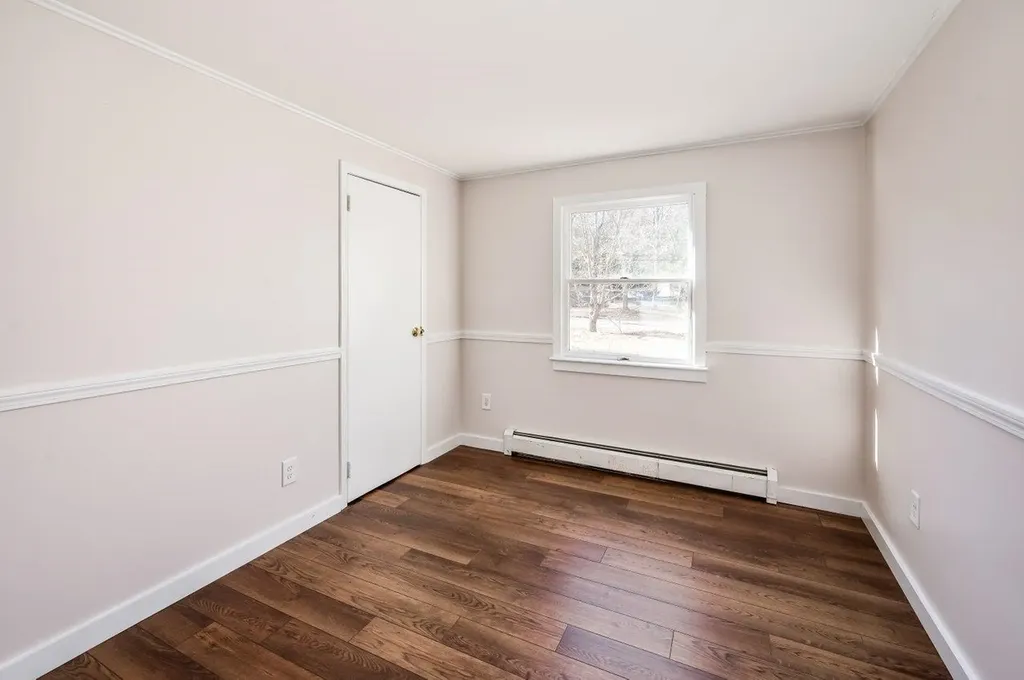 240 Amesbury Road Kensington NH 03833