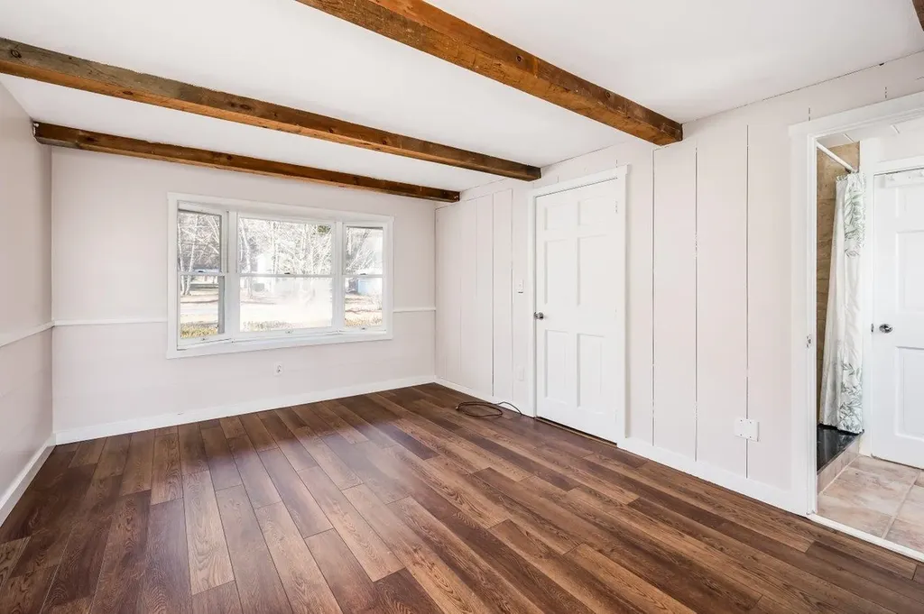 240 Amesbury Road Kensington NH 03833