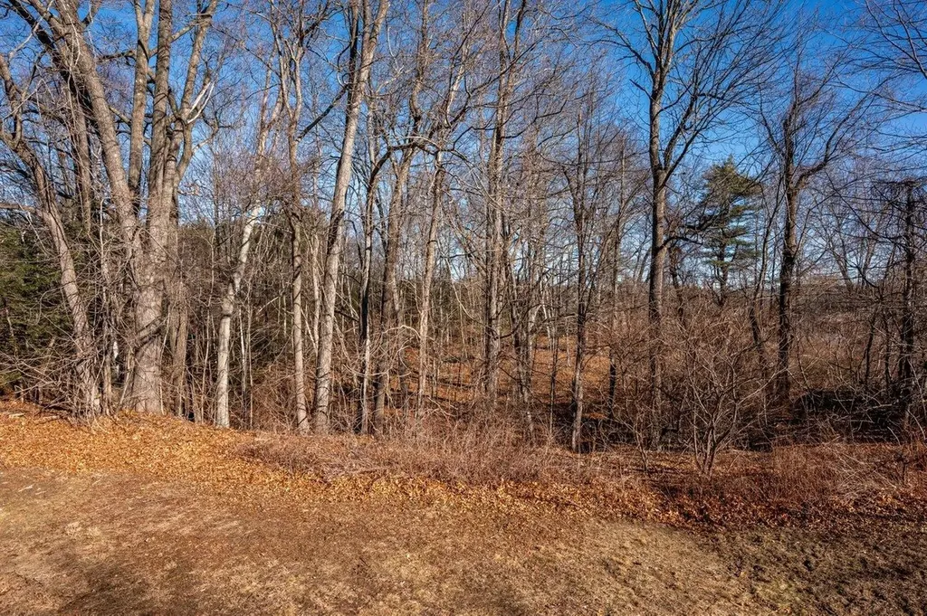 240 Amesbury Road Kensington NH 03833