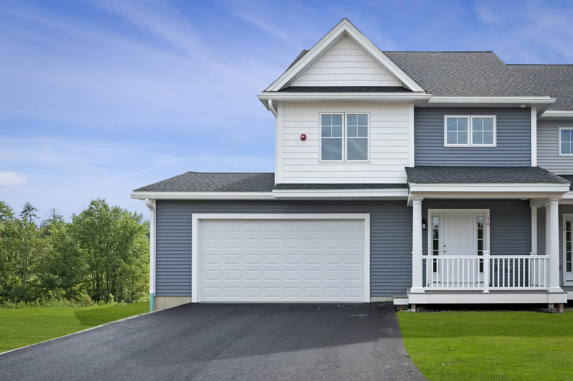 21 Crestview Way Raymond NH 03077