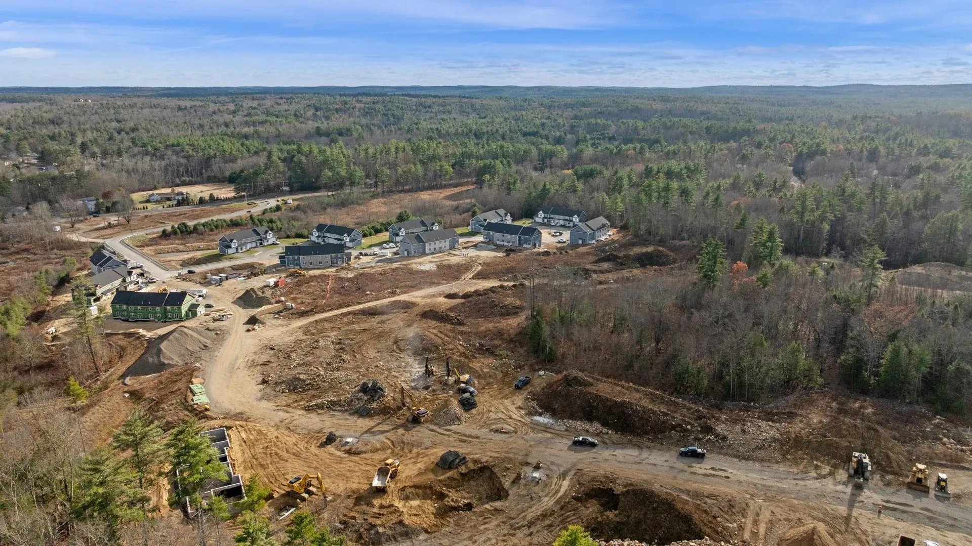 21 Crestview Way Raymond NH 03077