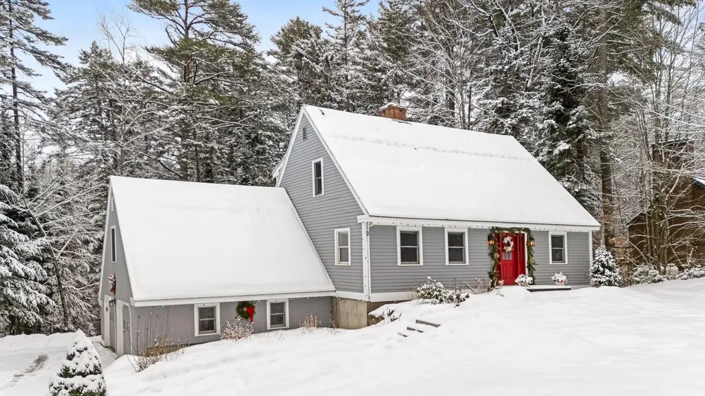 28 Old Spring Drive Grantham NH 03753