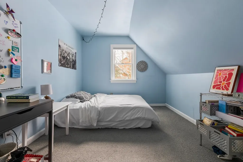 28 Old Spring Drive Grantham NH 03753