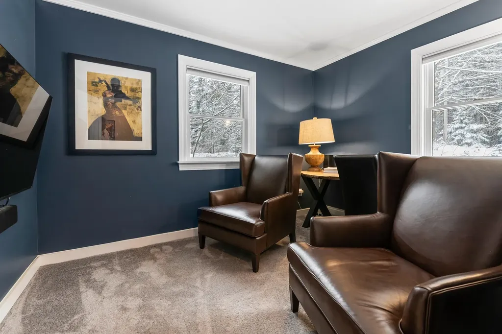 28 Old Spring Drive Grantham NH 03753