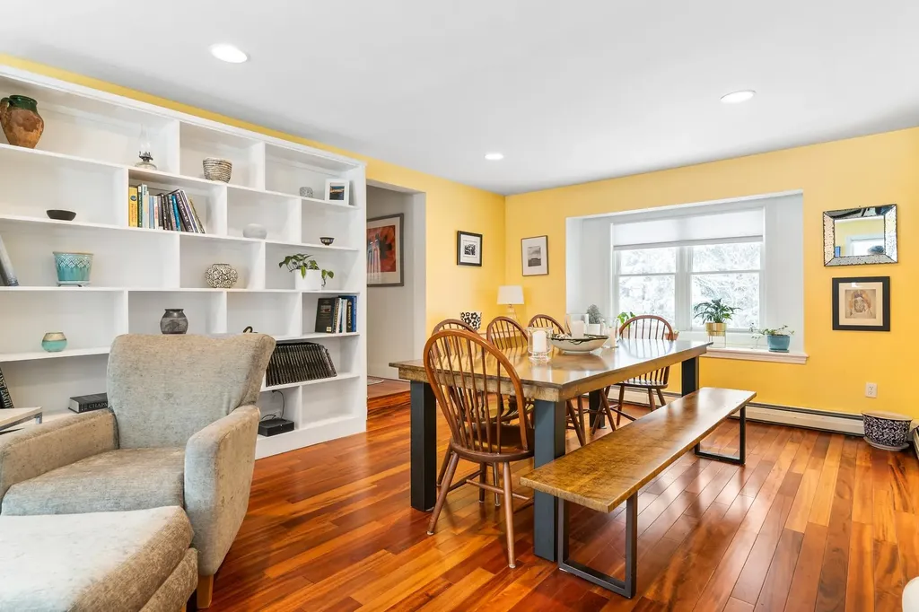 28 Old Spring Drive Grantham NH 03753