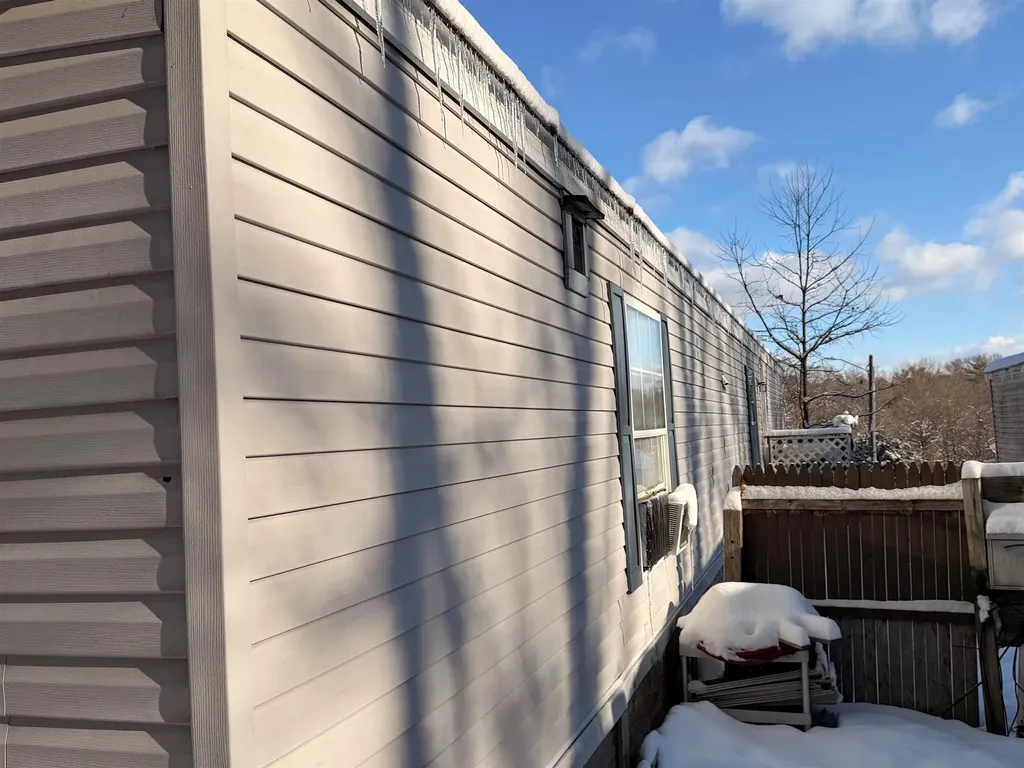 15 Trail Street Franklin NH 03235-2026