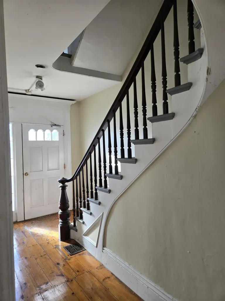 452 Manchester Street Manchester NH 03103