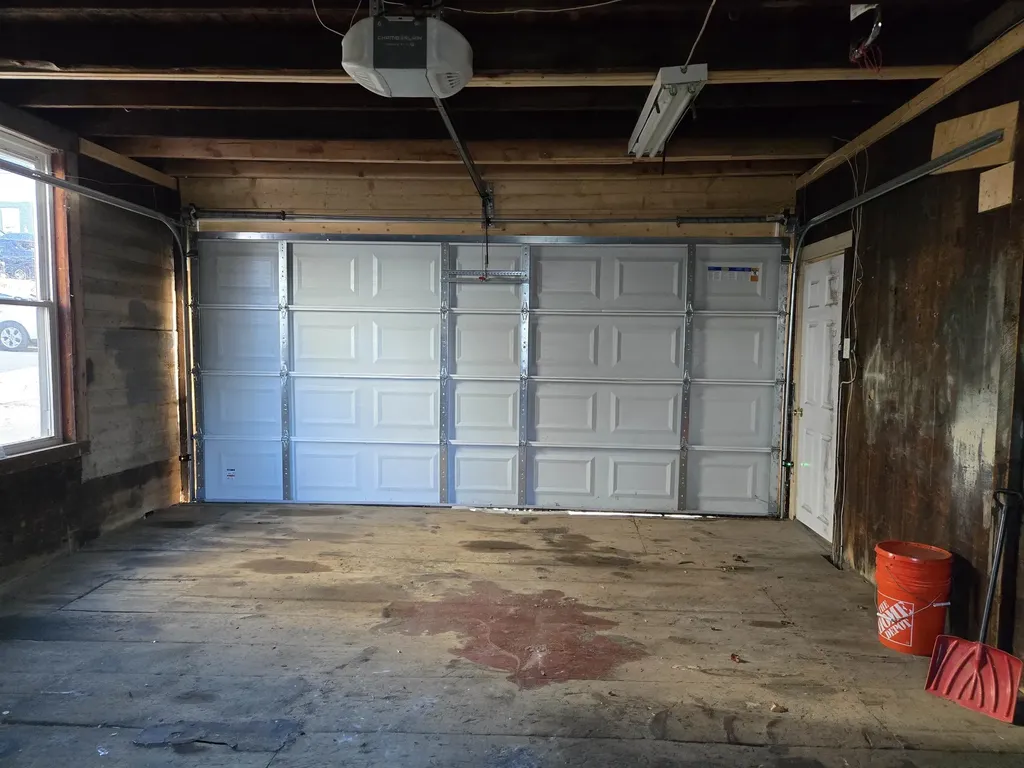 452 Manchester Street Manchester NH 03103