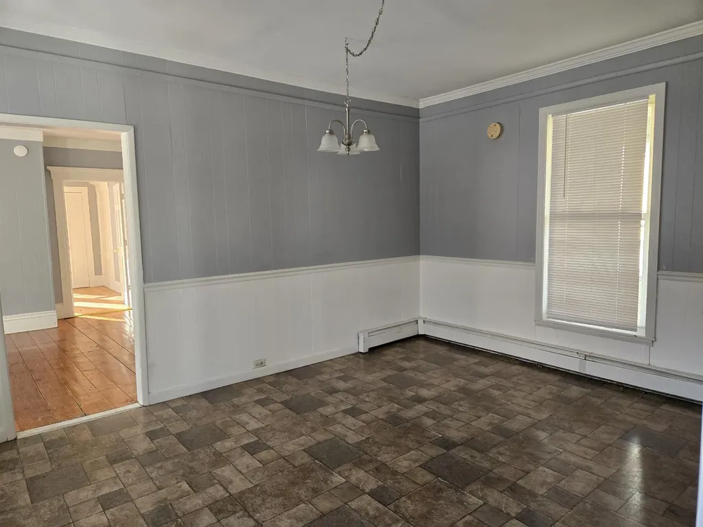 452 Manchester Street Manchester NH 03103