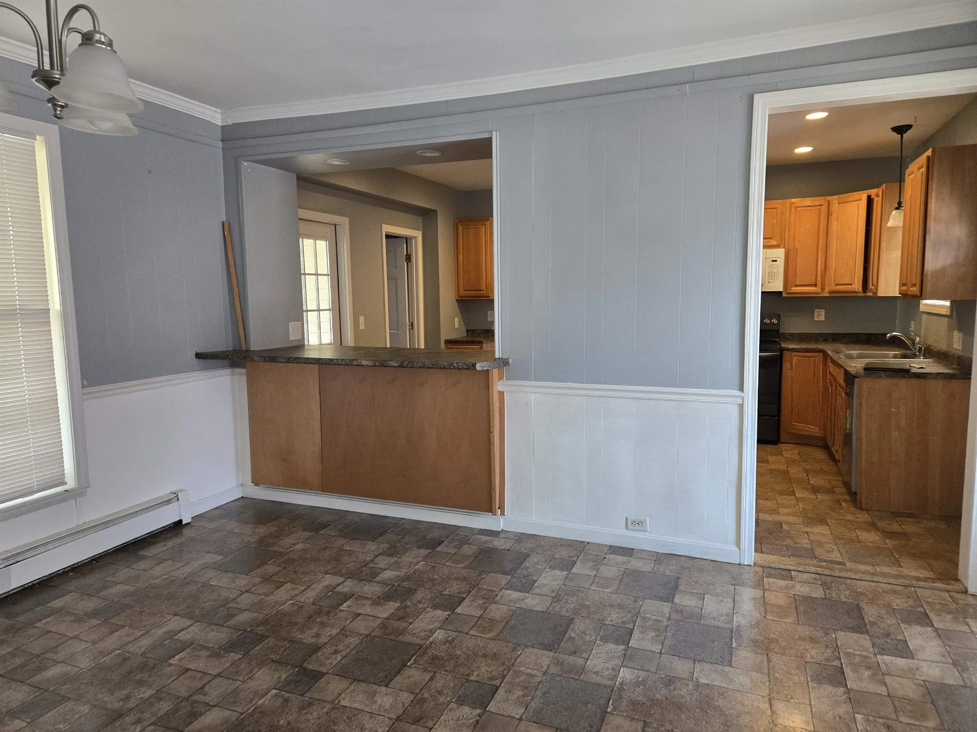 452 Manchester Street Manchester NH 03103