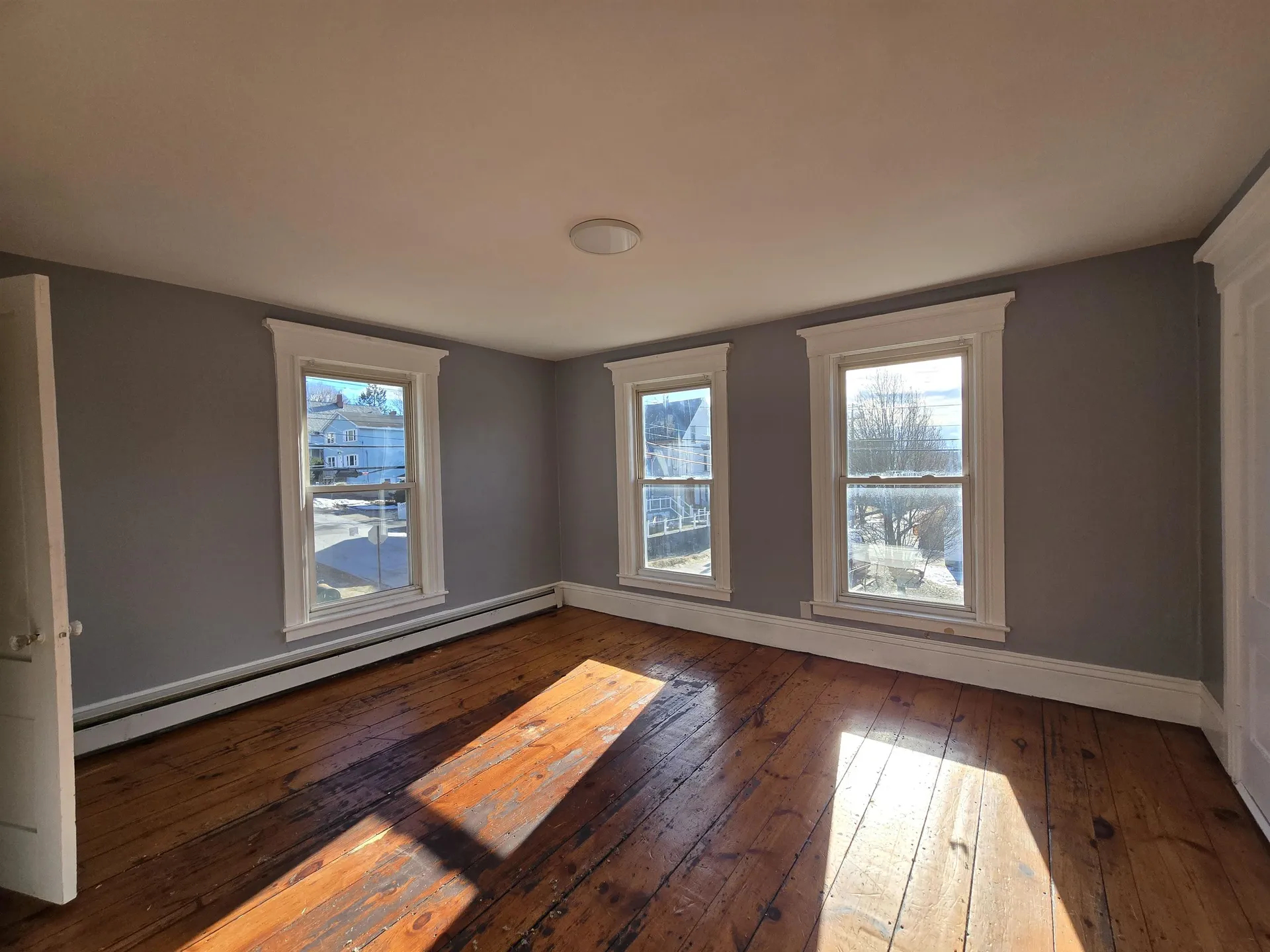 452 Manchester Street Manchester NH 03103