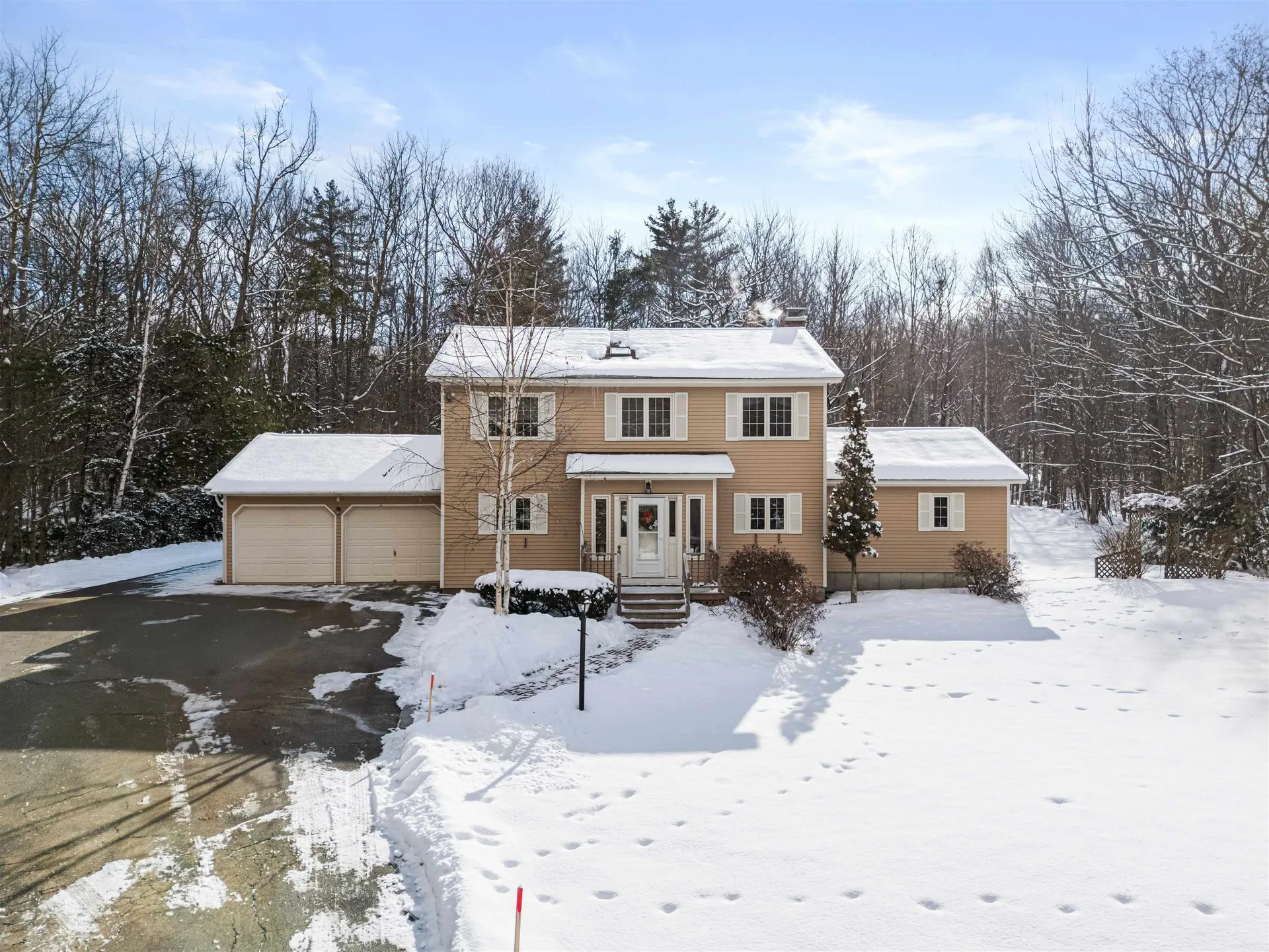 148 Sargent Road Holderness NH 03245