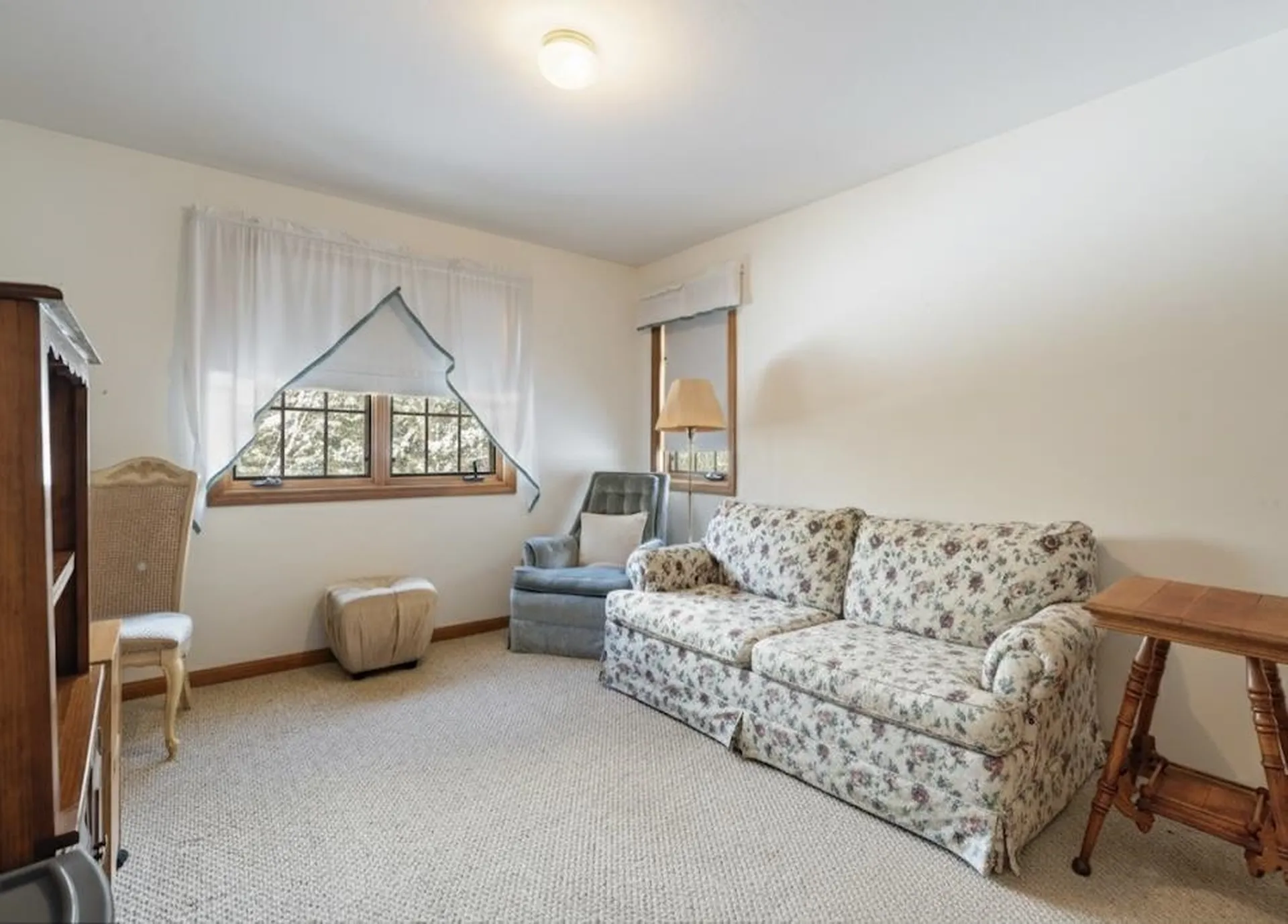 148 Sargent Road Holderness NH 03245