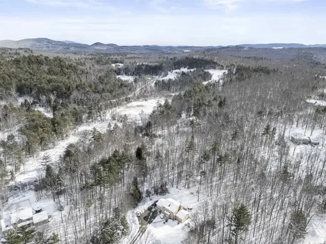 148 Sargent Road Holderness NH 03245