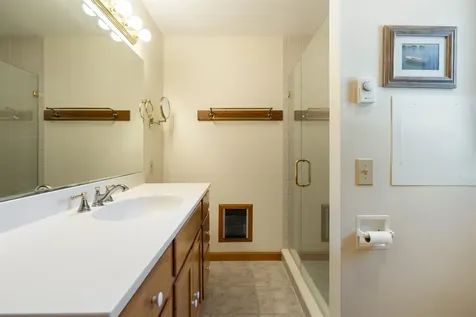 148 Sargent Road Holderness NH 03245