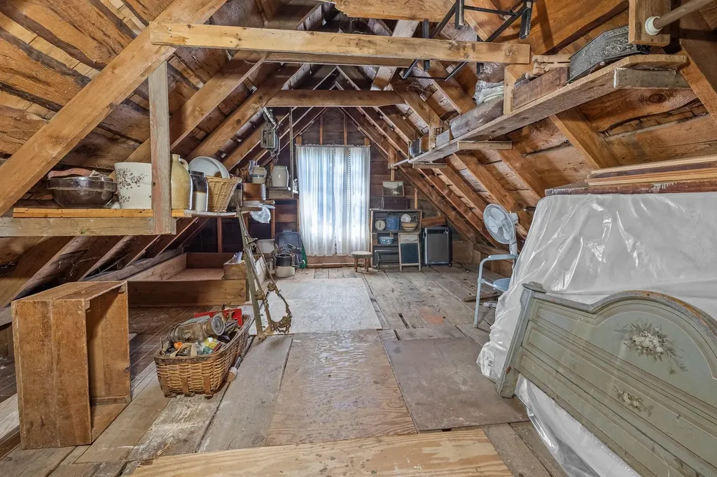 2295 Quechee Main Street Hartford VT 05059