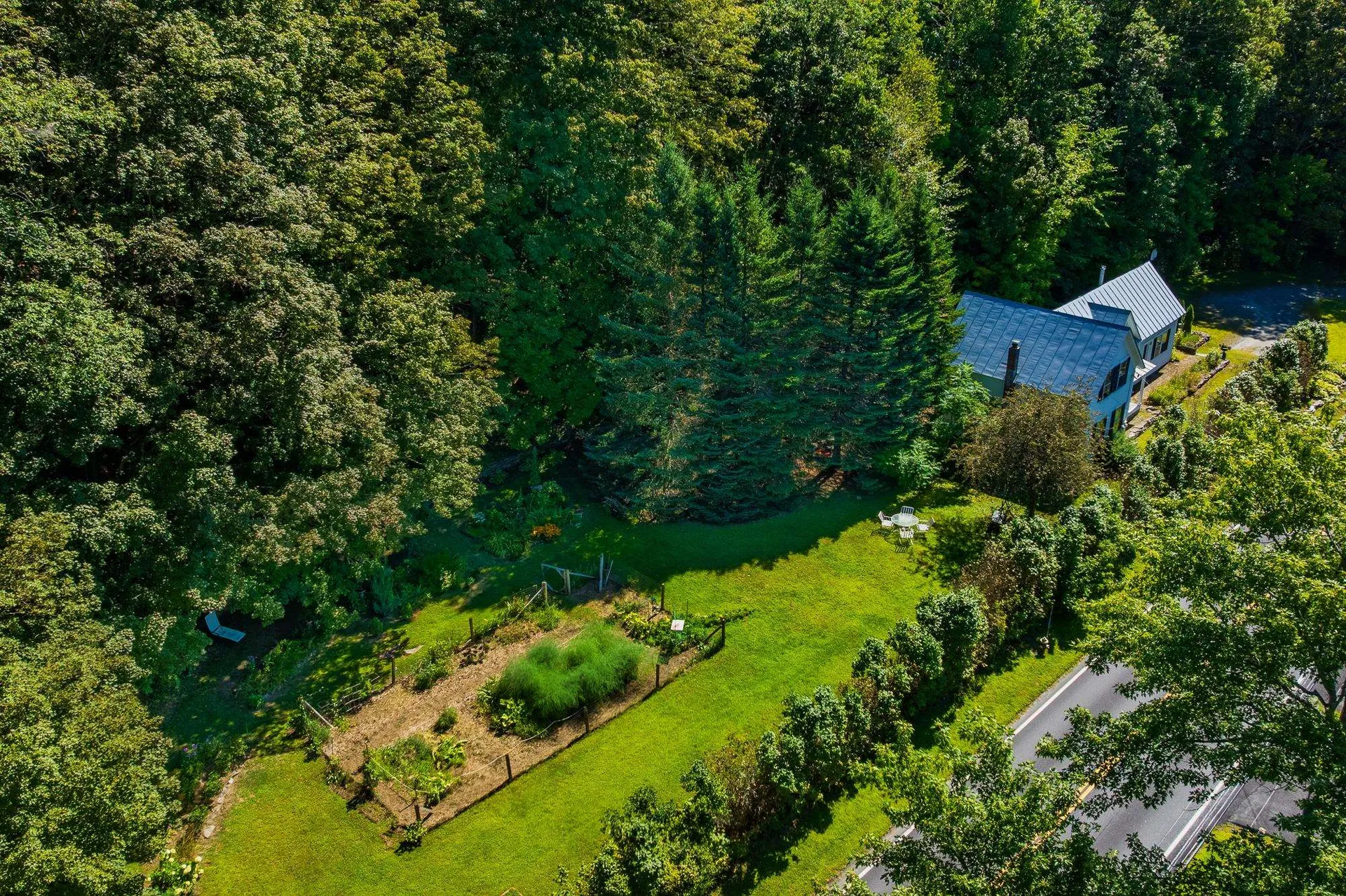 2295 Quechee Main Street Hartford VT 05059