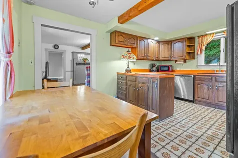 2295 Quechee Main Street Hartford VT 05059