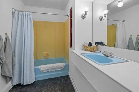 2295 Quechee Main Street Hartford VT 05059