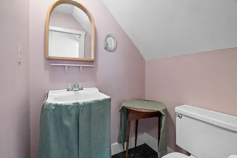 2295 Quechee Main Street Hartford VT 05059