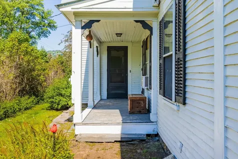 2295 Quechee Main Street Hartford VT 05059