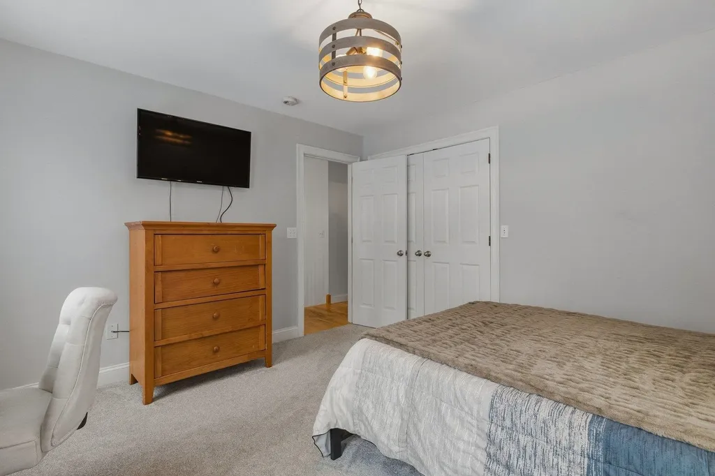 1 Pheasant Lane Portsmouth NH 03801