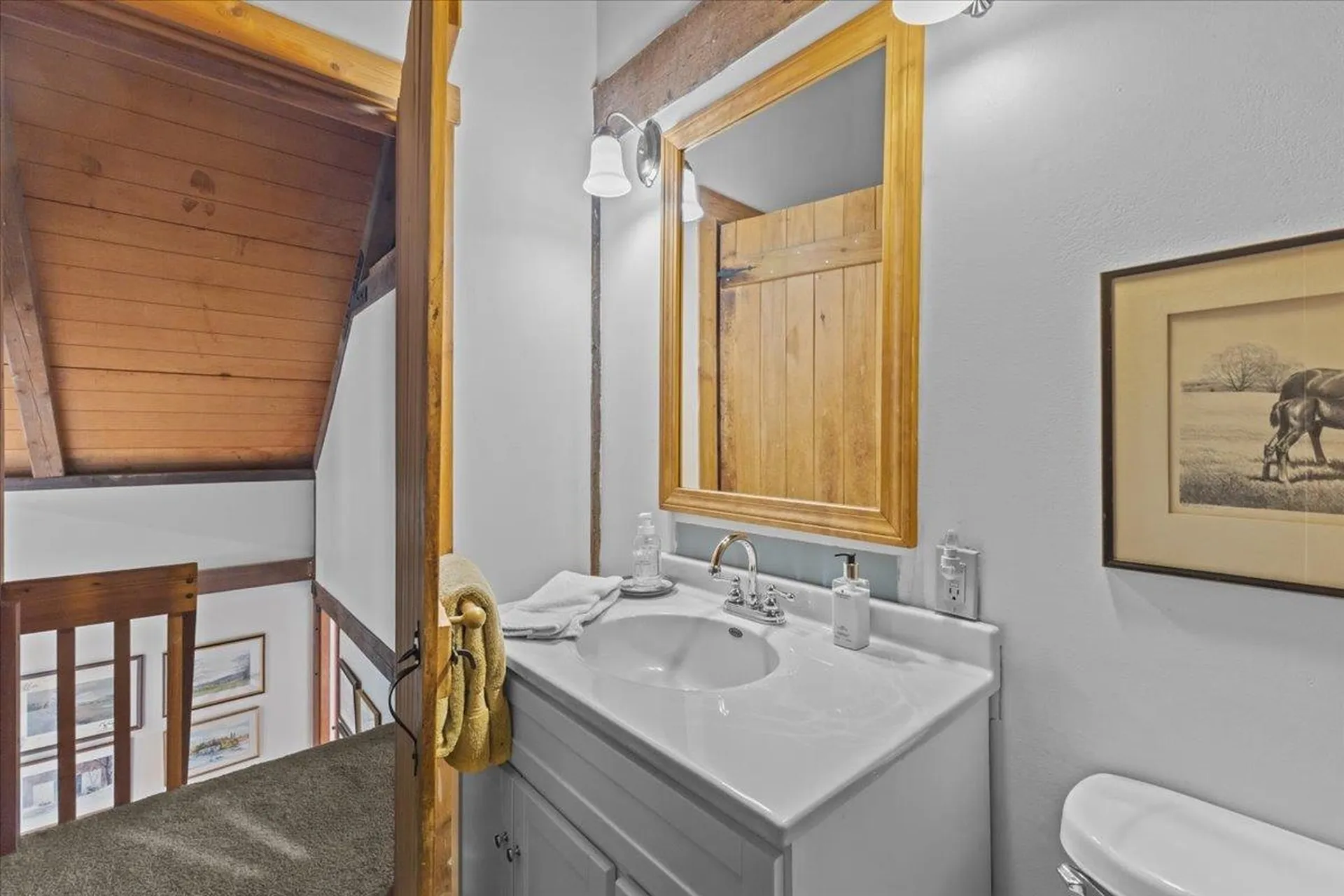 1701 Cleveland Corners Road Hyde Park VT 05655