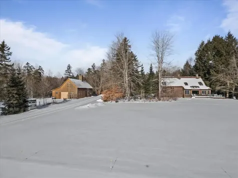1701 Cleveland Corners Road Hyde Park VT 05655