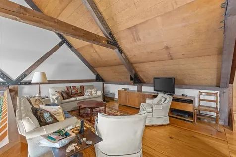 1701 Cleveland Corners Road Hyde Park VT 05655