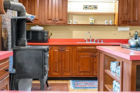 1701 Cleveland Corners Road Hyde Park VT 05655