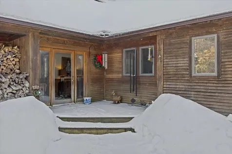 1701 Cleveland Corners Road Hyde Park VT 05655