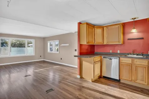 28 Stevens Drive Concord NH 03301