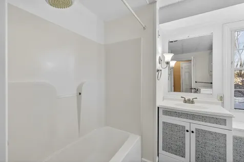 28 Stevens Drive Concord NH 03301