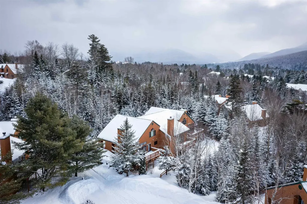 72 Appleby Close Road Carroll NH 03575