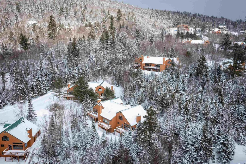 72 Appleby Close Road Carroll NH 03575