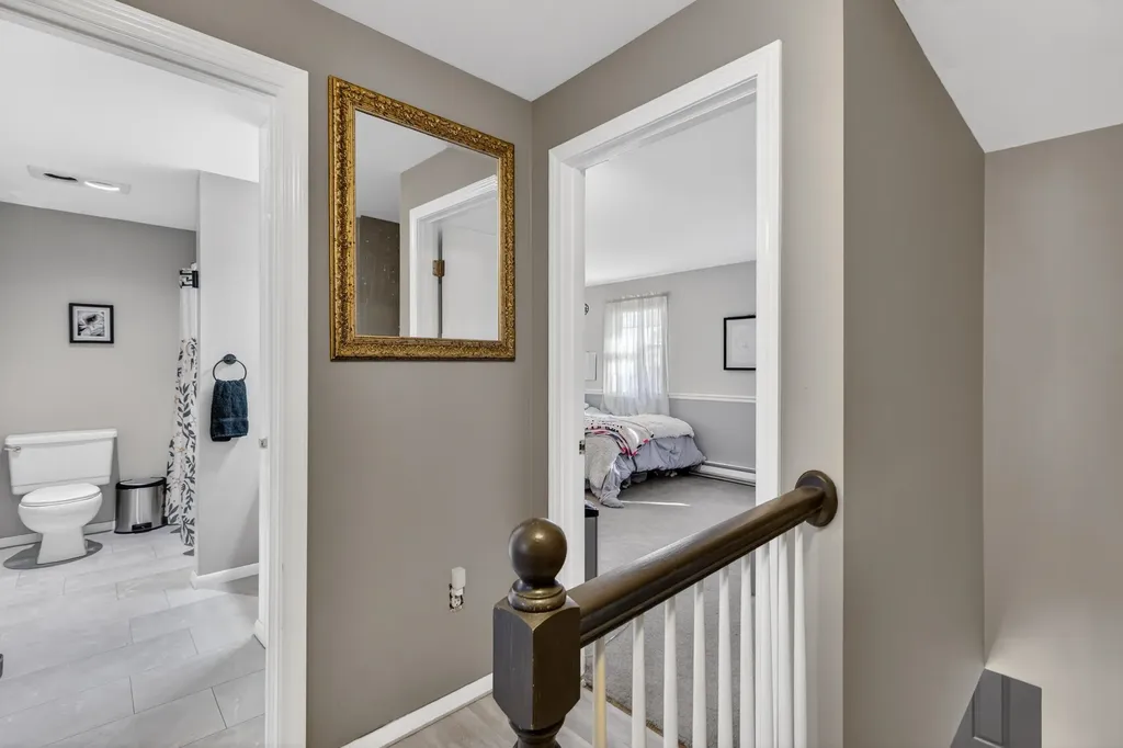 47 Oakridge Drive Londonderry NH 03053