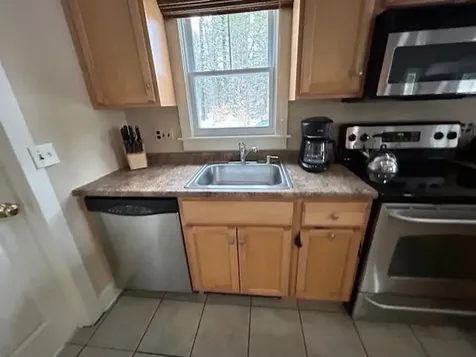 4 Skytop Drive Newbury NH 03255