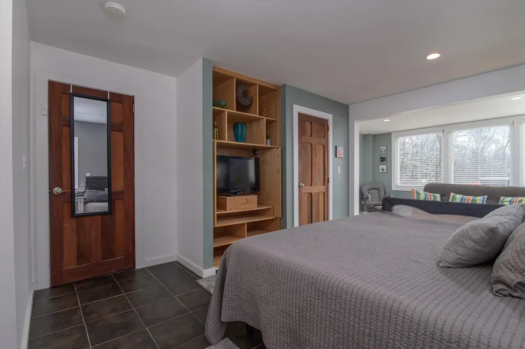 26 Babbitt Road Rockingham VT 05101