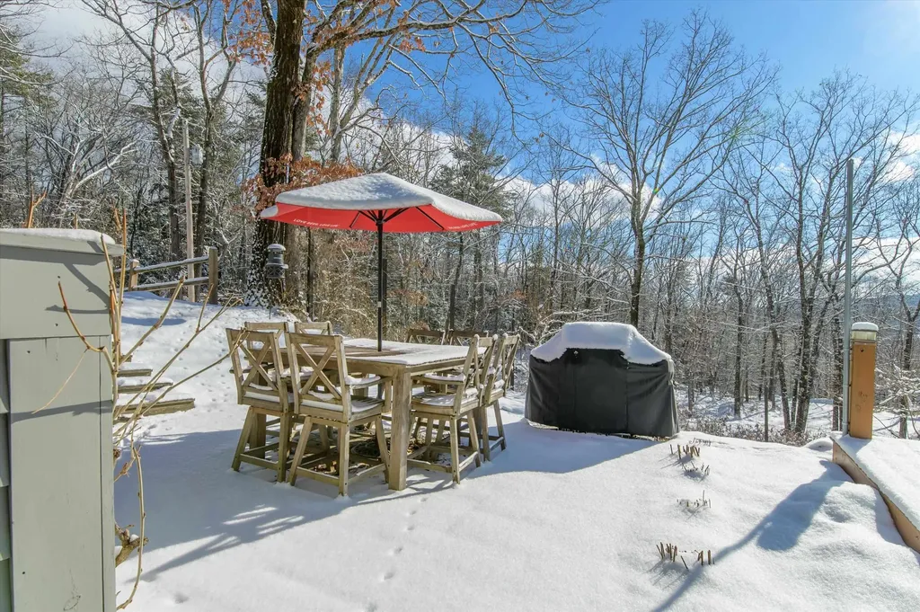 26 Babbitt Road Rockingham VT 05101